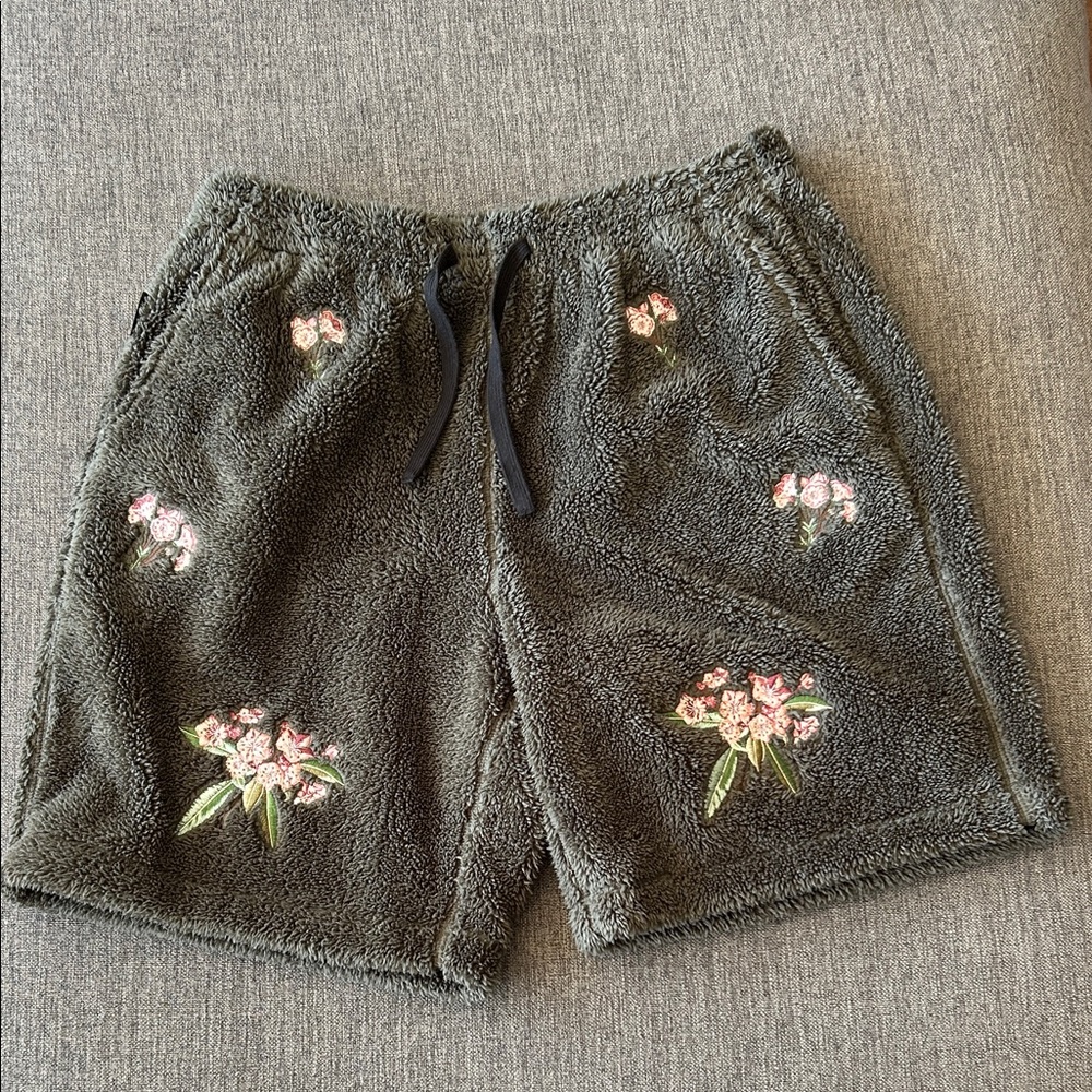 Todd Snyder x Woolrich Floral Lounge Shorts